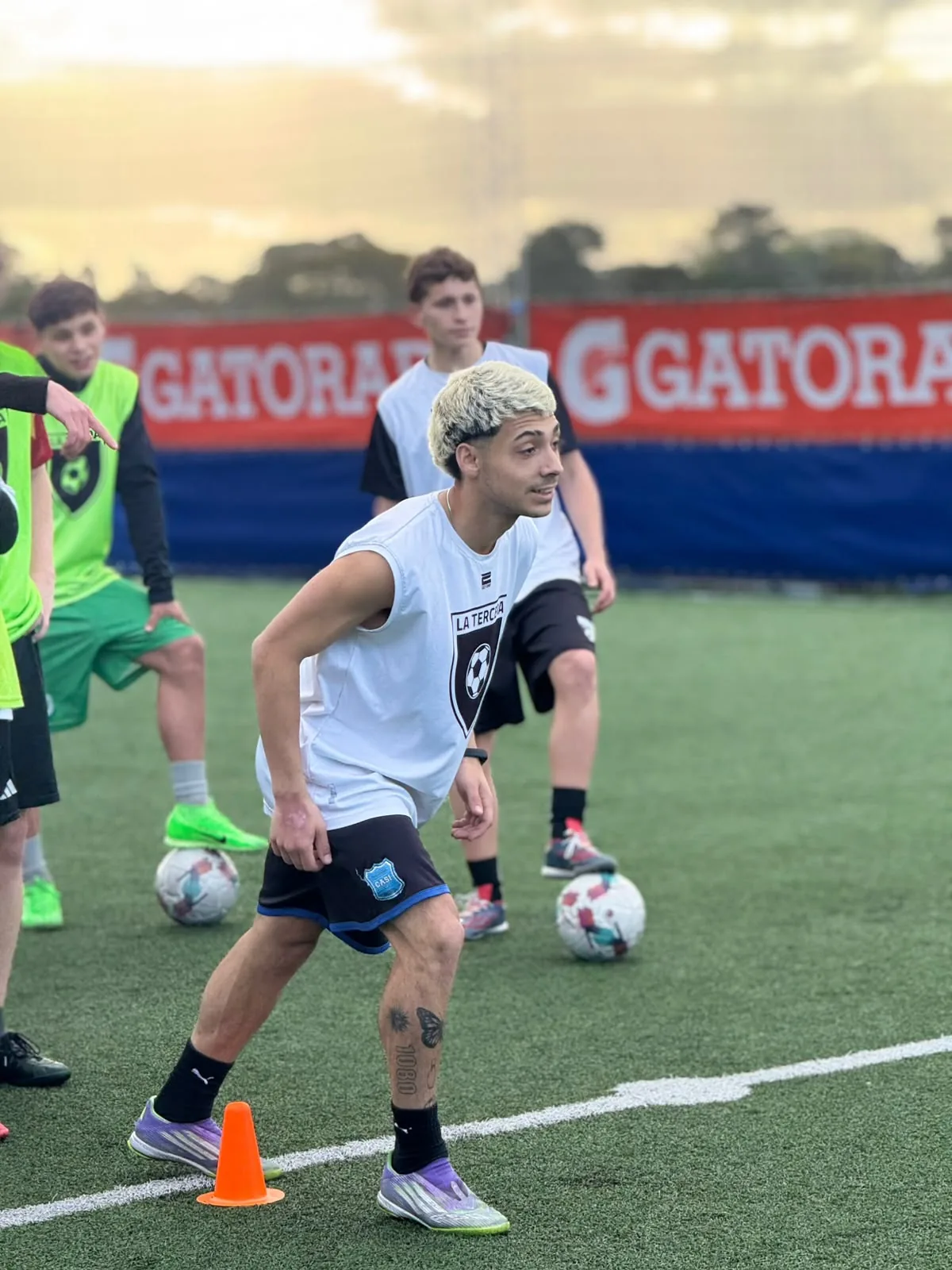 Entrenamiento de fútbol en La Tercera
